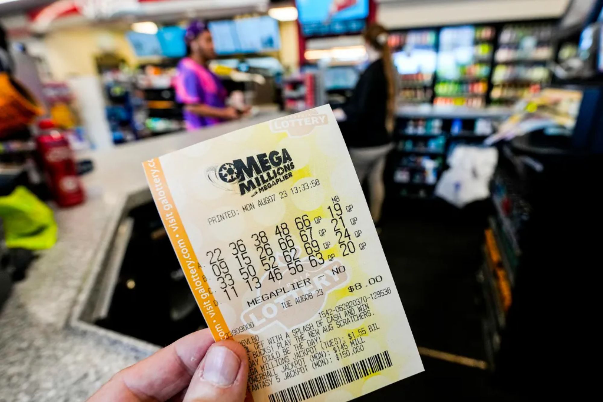 Mega Millions player wins $560M jackpot — ending 3-month drought