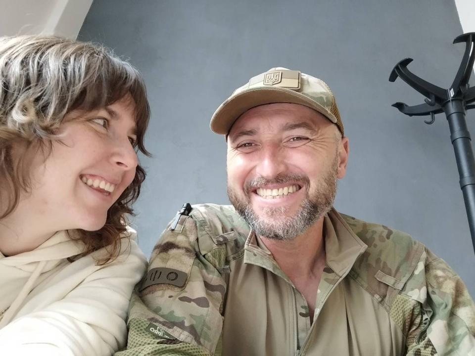 Her father is fighting for Ukraine. She’s crowdfunding for gear to keep him alive.