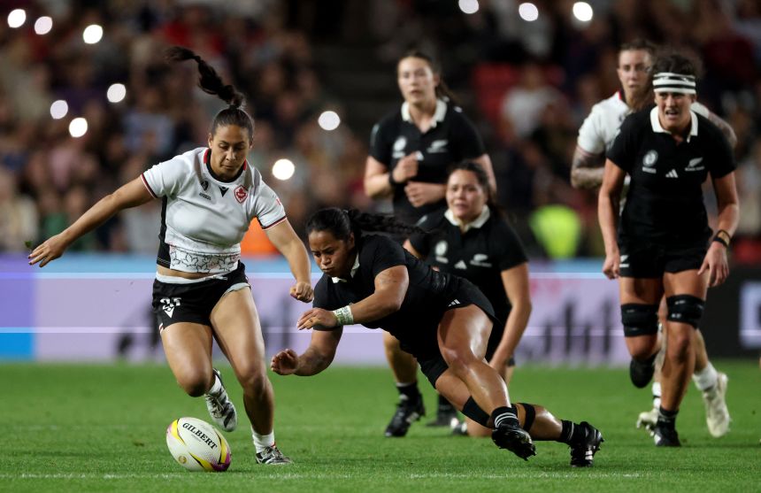 Crowdfunded Canadian team stuns reigning champion New Zealand to reach Women’s Rugby World Cup final